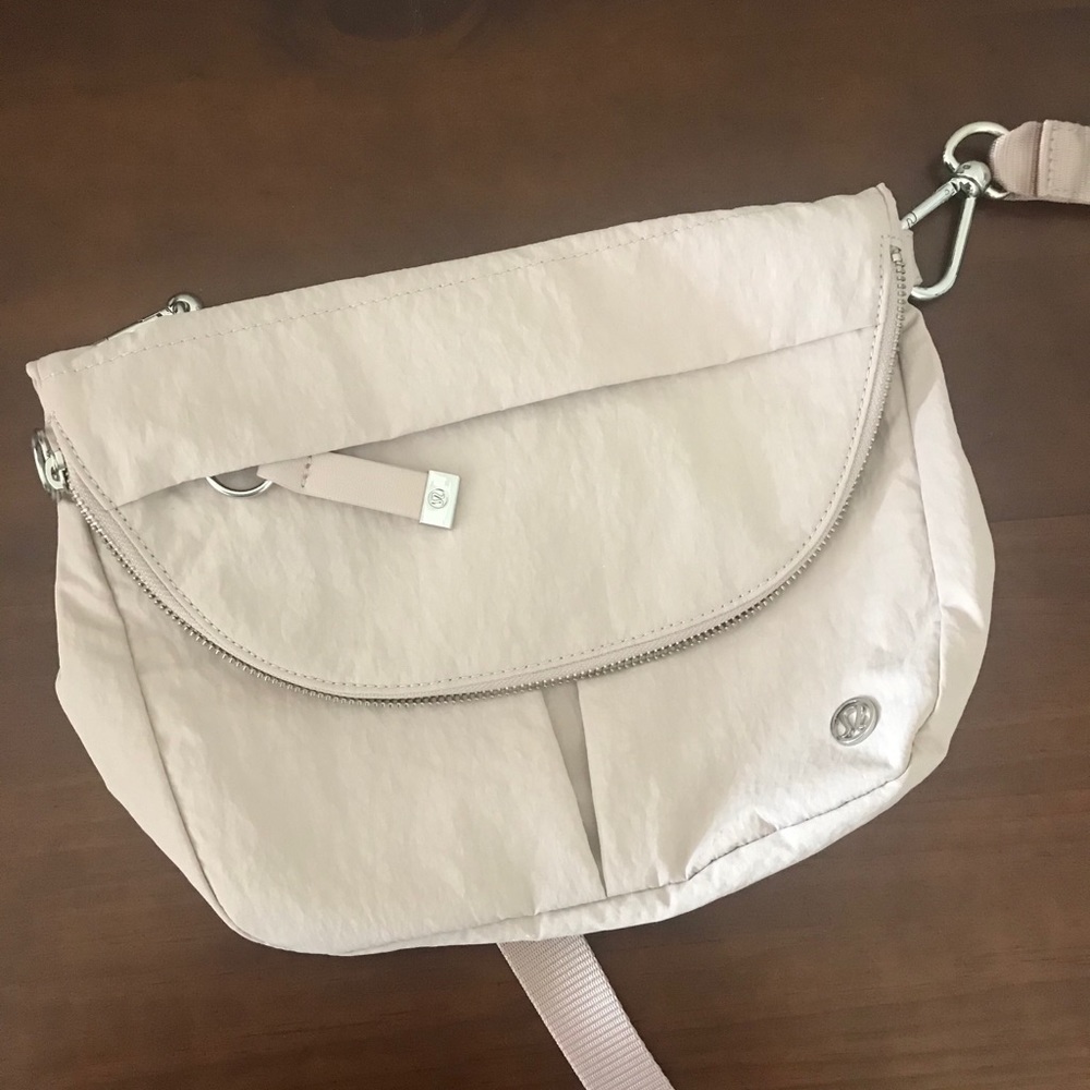 Lululemon Crossbody Festival Bag - Blush